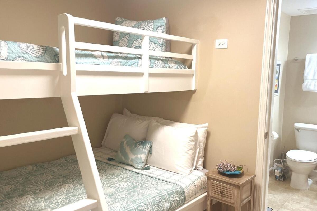 5 Star Resort 2Br 2 Bath King Suite Shuttle Pools Across From Beach 2208 Destin Eksteriør billede