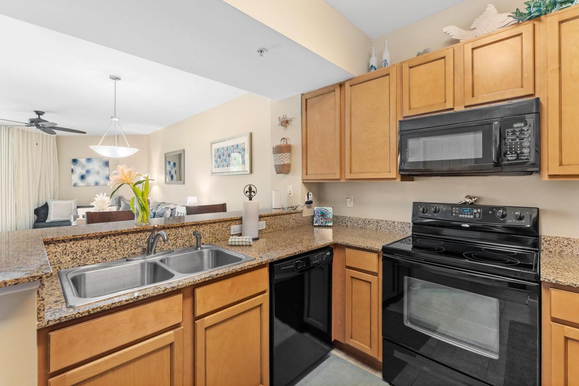 5 Star Resort 2Br 2 Bath King Suite Shuttle Pools Across From Beach 2208 Destin Eksteriør billede